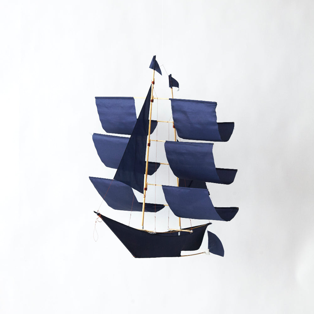 Haptic lab Zeilschip vlieger blauw