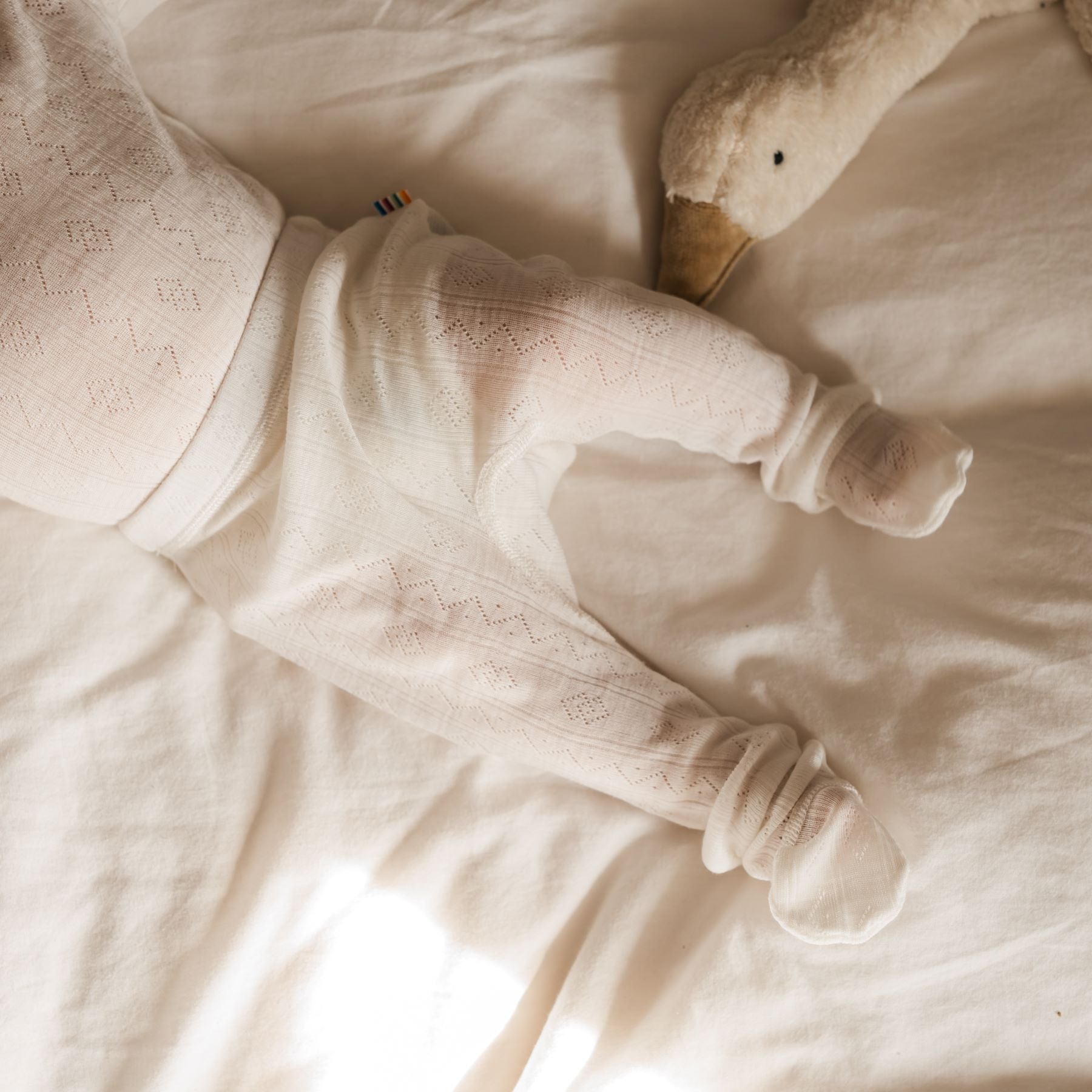 Legging Naturel Pointelle met voetjes Joha lifestyle voorzijde.