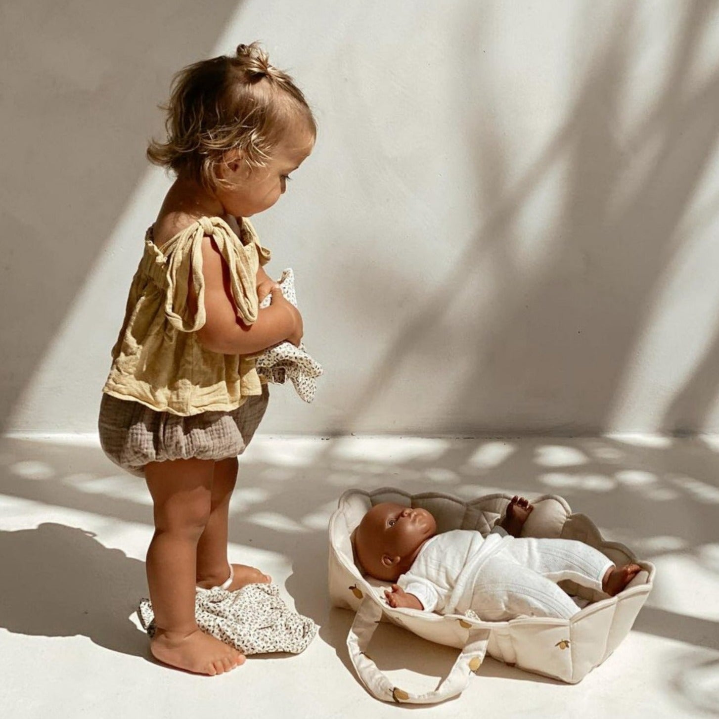 Boomers Coconut Worn Curation