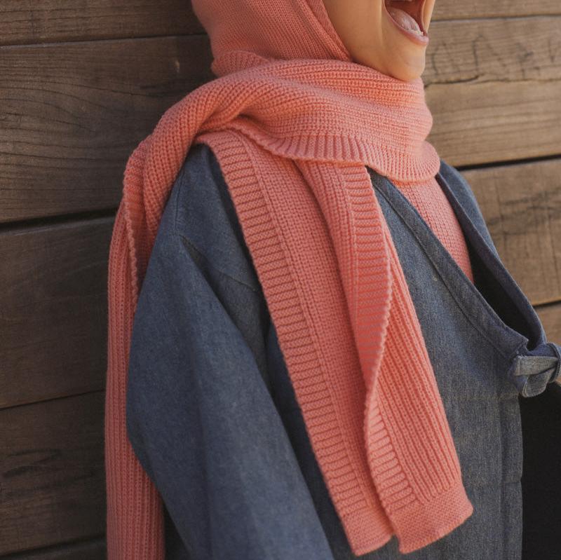 Sjaal gustave bubblegum lifestyle 2