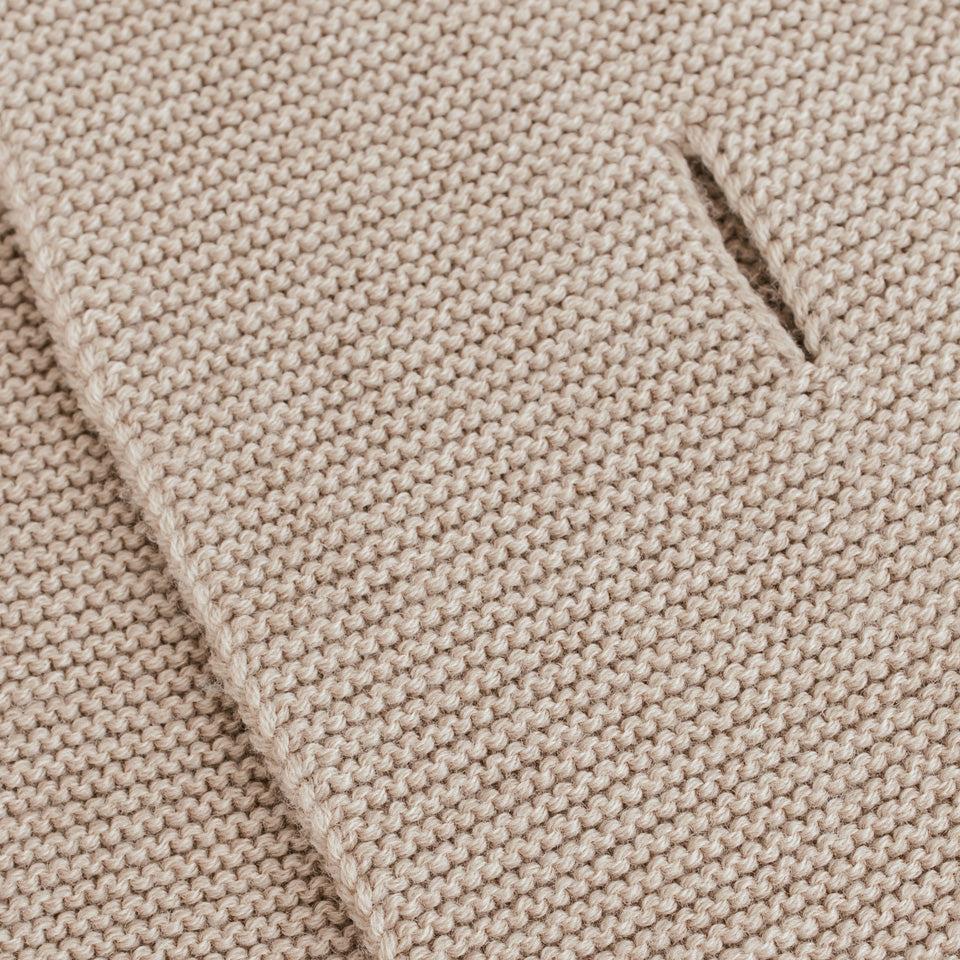 Sjaal ivo sand hvid voorzijde close up