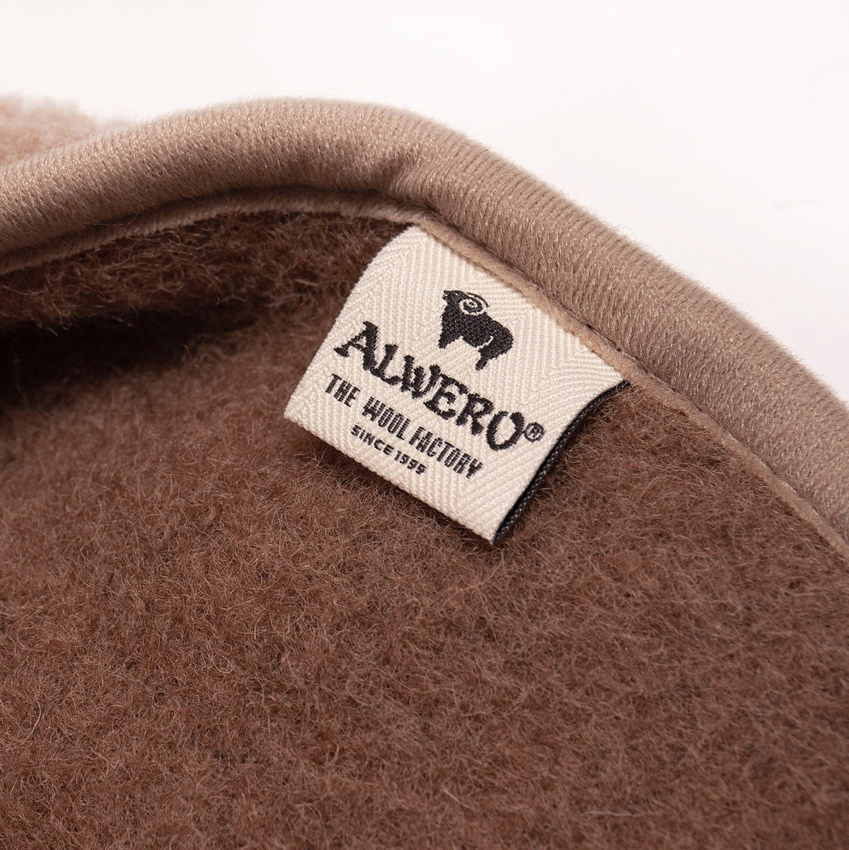Couverture enveloppante en laine pour maxi cosi, couleur camel