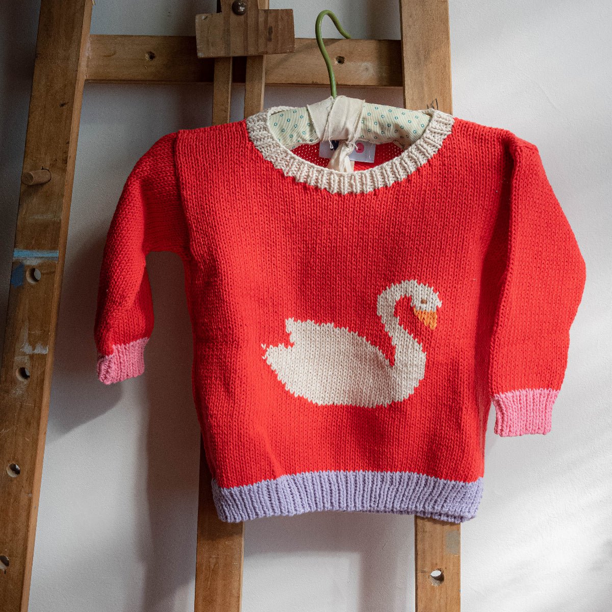 Rode zwaan trui - Charly's