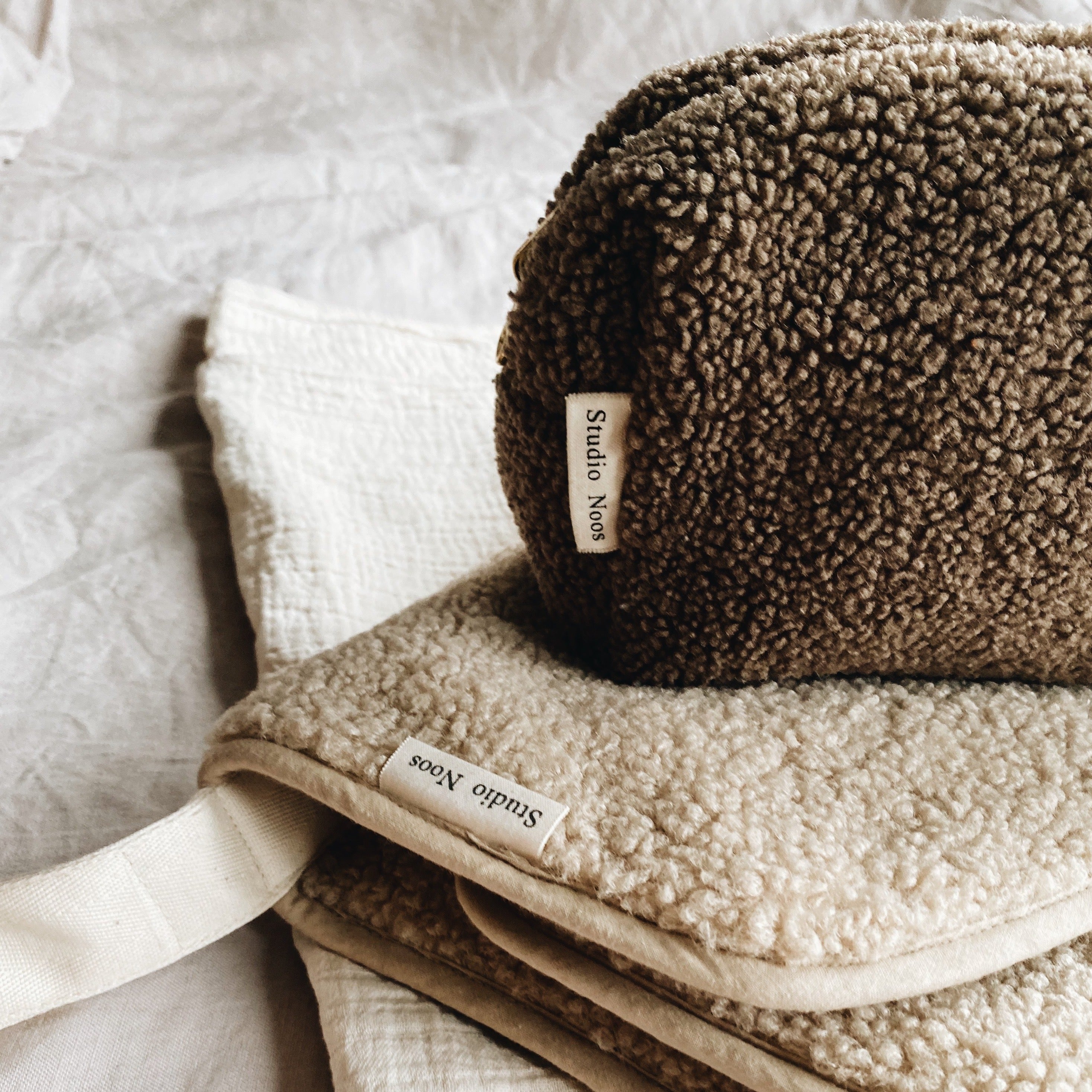 Studio NOOS Etui brown teddy