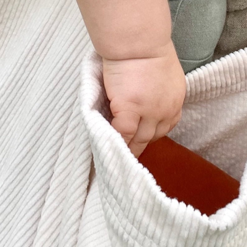 Studio NOOS Mom bag white rib