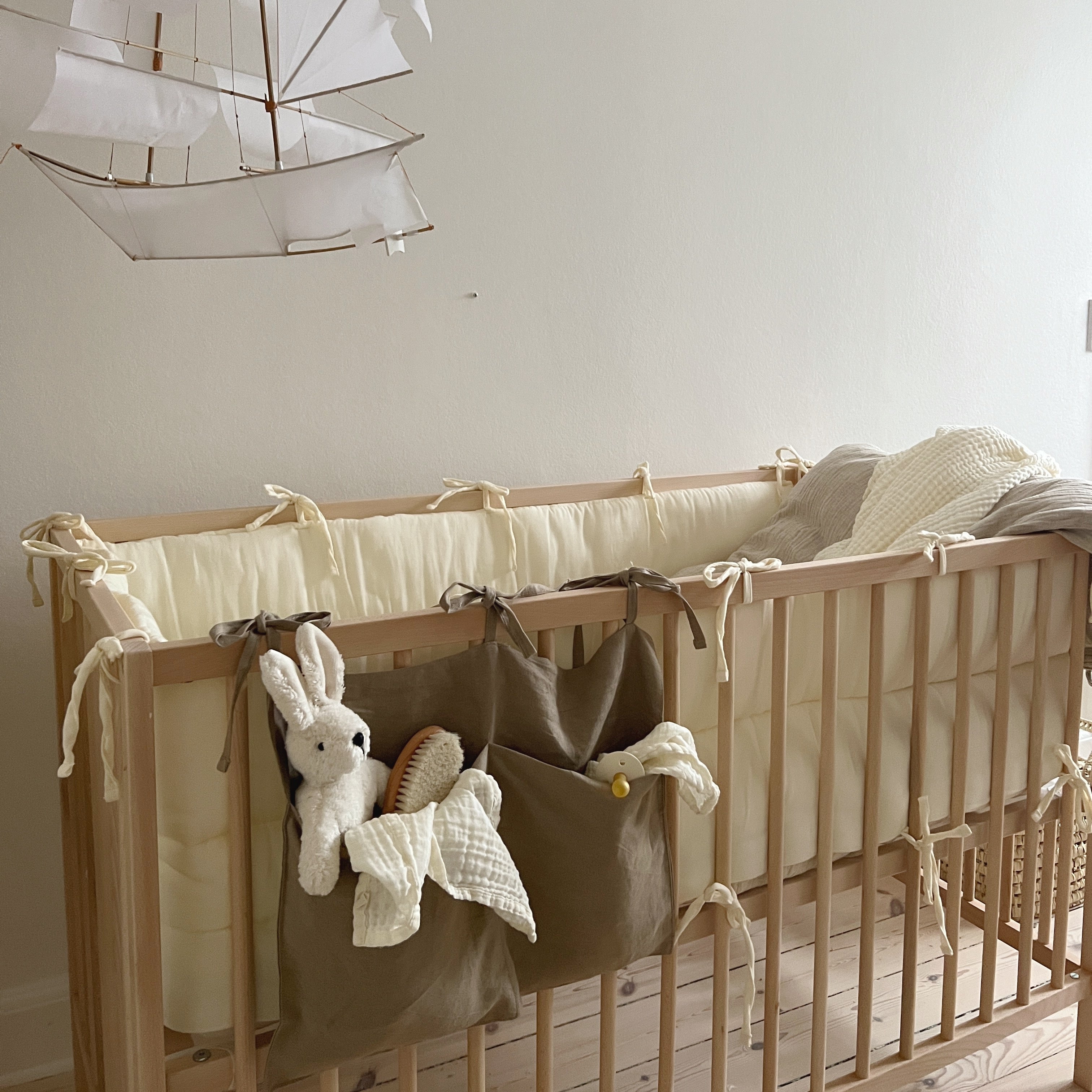 Linnen bedpocket beige