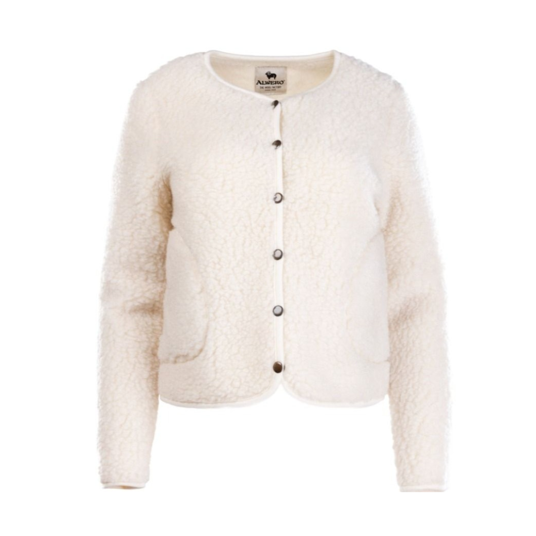 Foto op witte achtergrond van de wollen jas van Alwero 