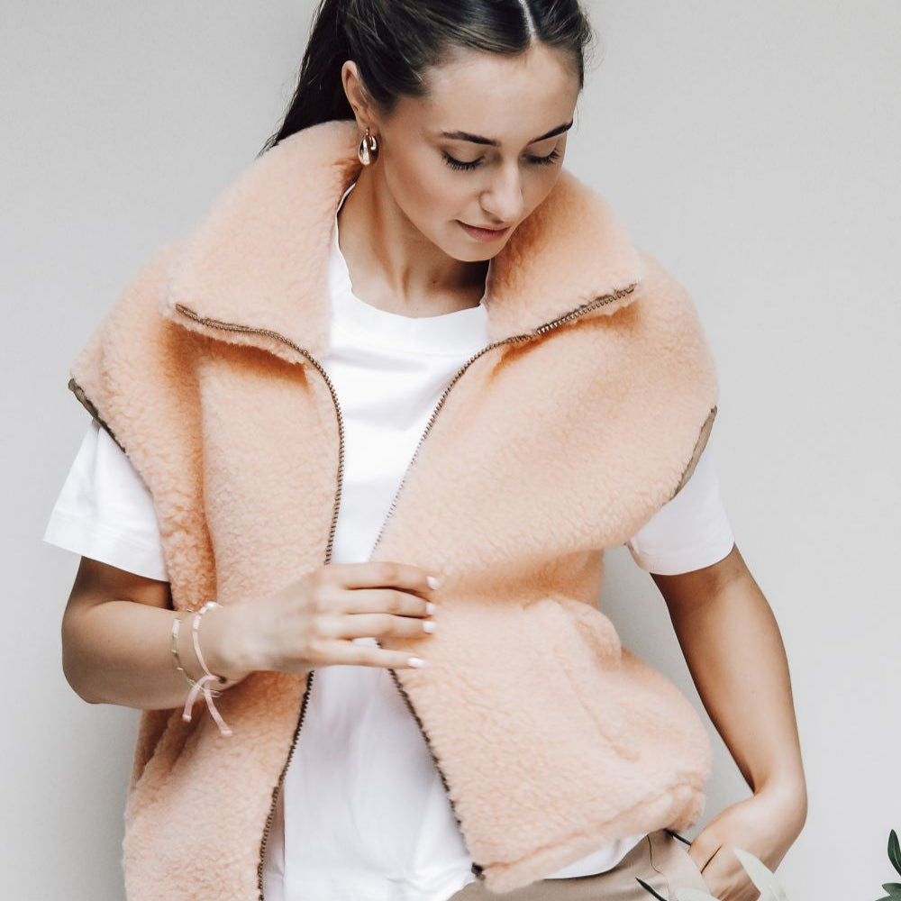 Alwero bodywarmer isla light detail aan voorkant