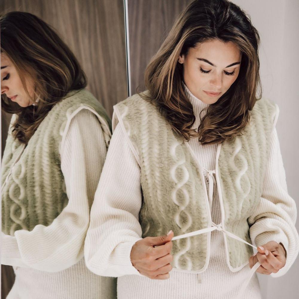 Alwero gilet vero pistaccio lifestyle