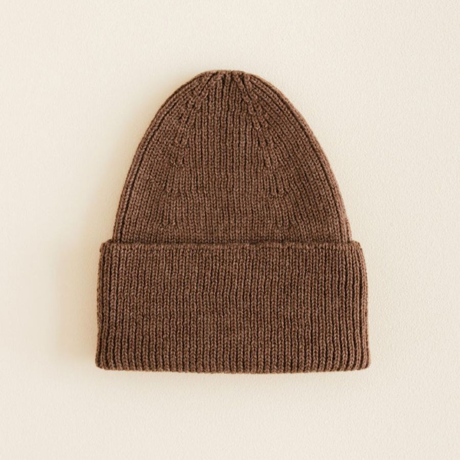 Beanie mocha voorzijde