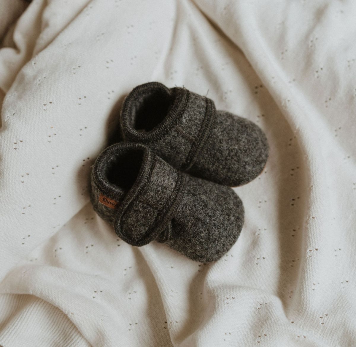 Babyslofjes wool grijs