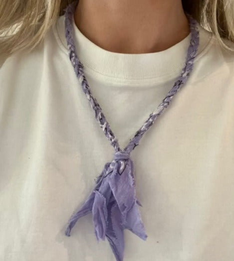 Lila bandana