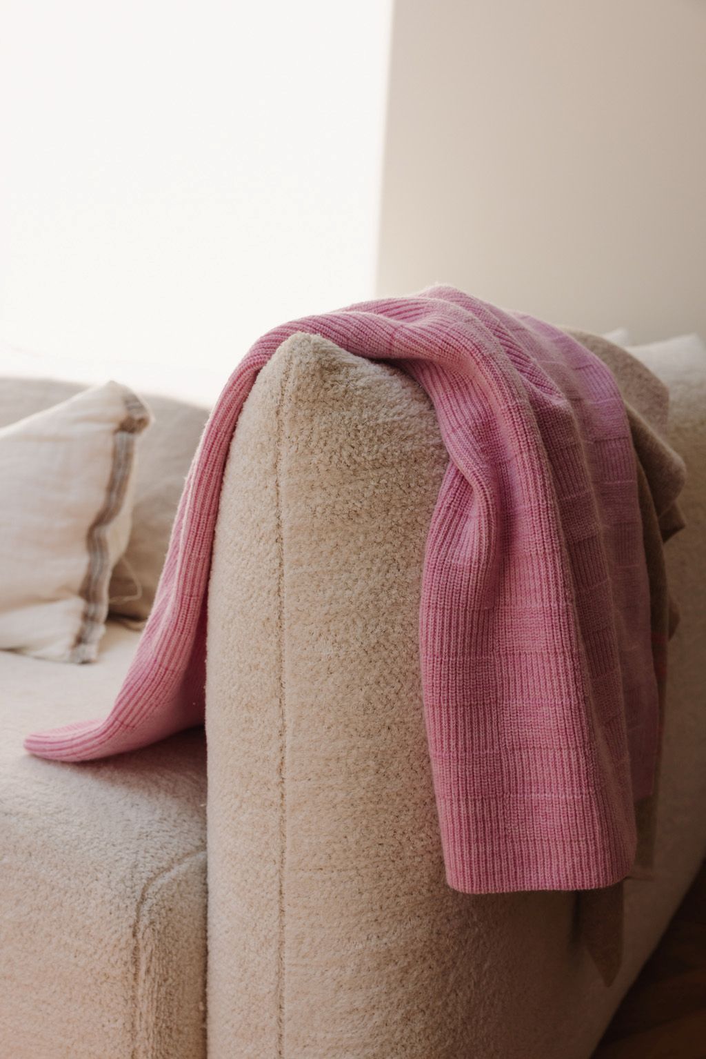 lifestyle Blanket ivy cotton candy