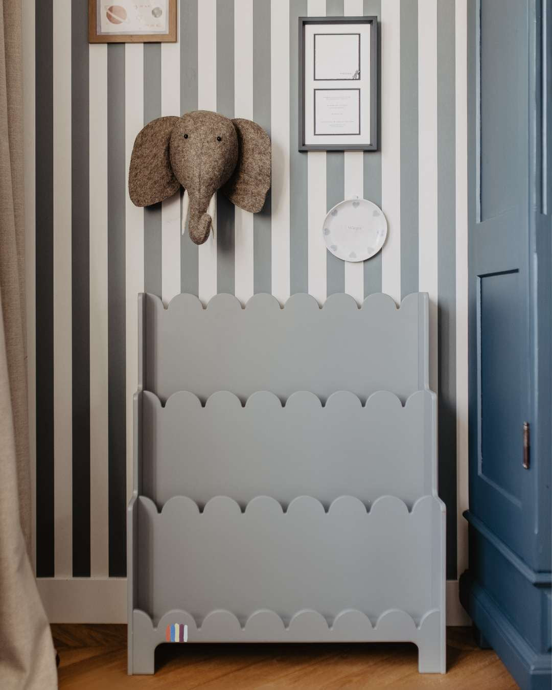 PRE-ORDER Boekenrek vintage ice blue grey