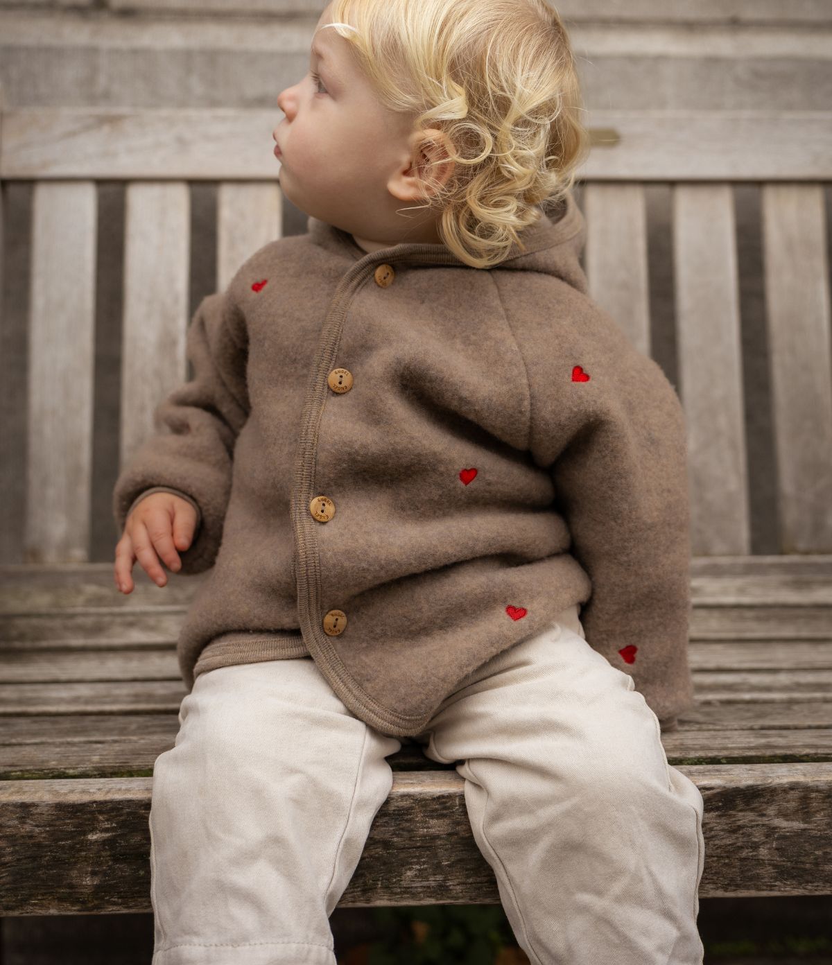 Jasje wolfleece hartjes walnoot limited edition