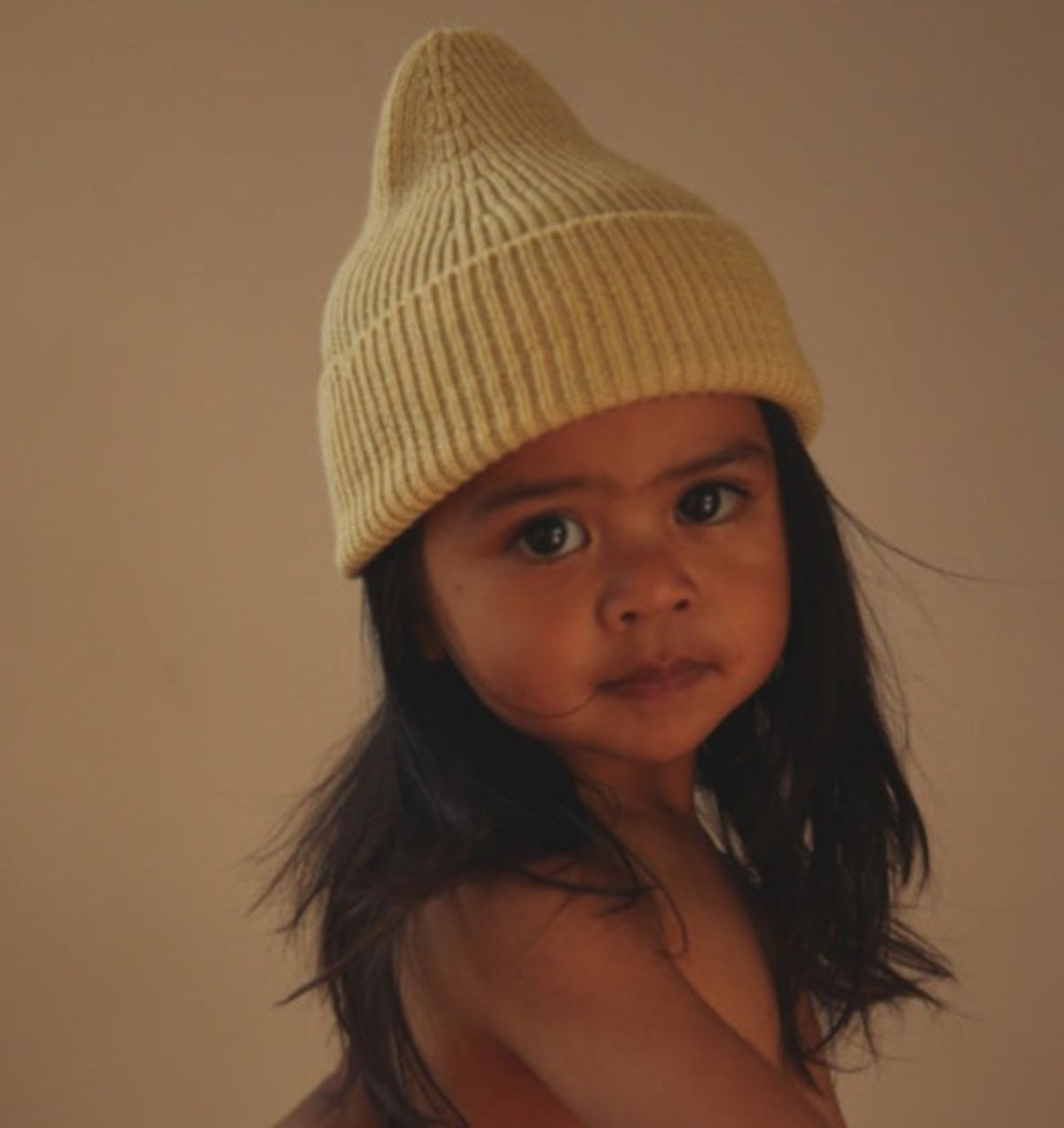 Beanie light yellow