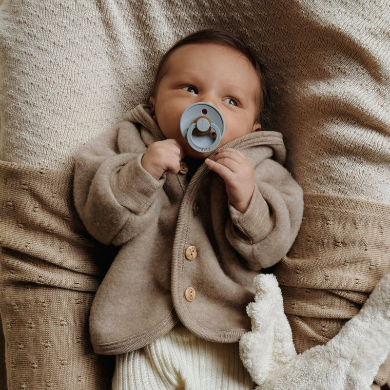 wollen jasje voor babys en kinderen lifestyle