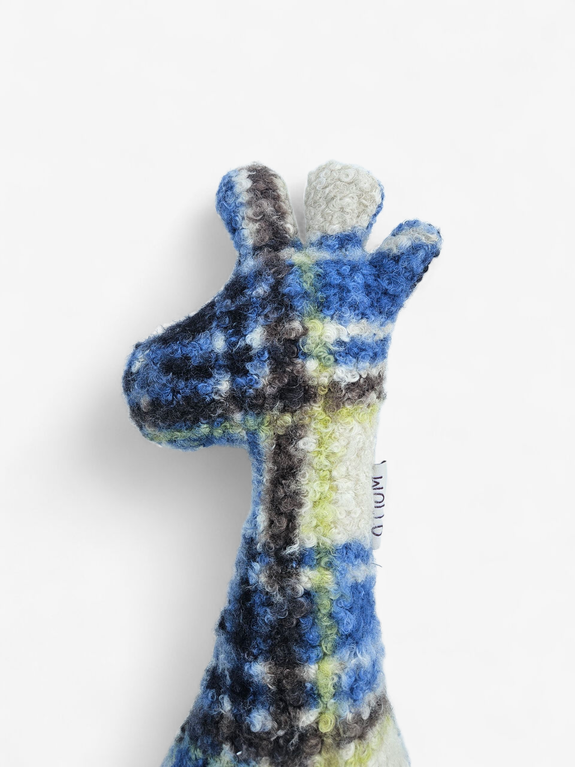 Handgemaakte wollen knuffel giraffe