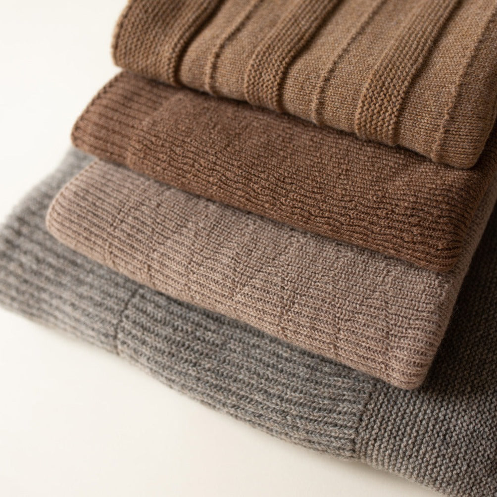 Ledikant deken Gaston Stone Hvid lifestyle 4. 