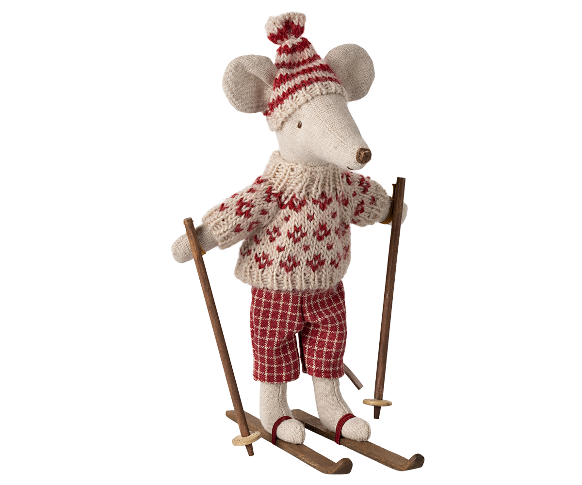 Maileg Winter mouse with skiset Mum flatlay