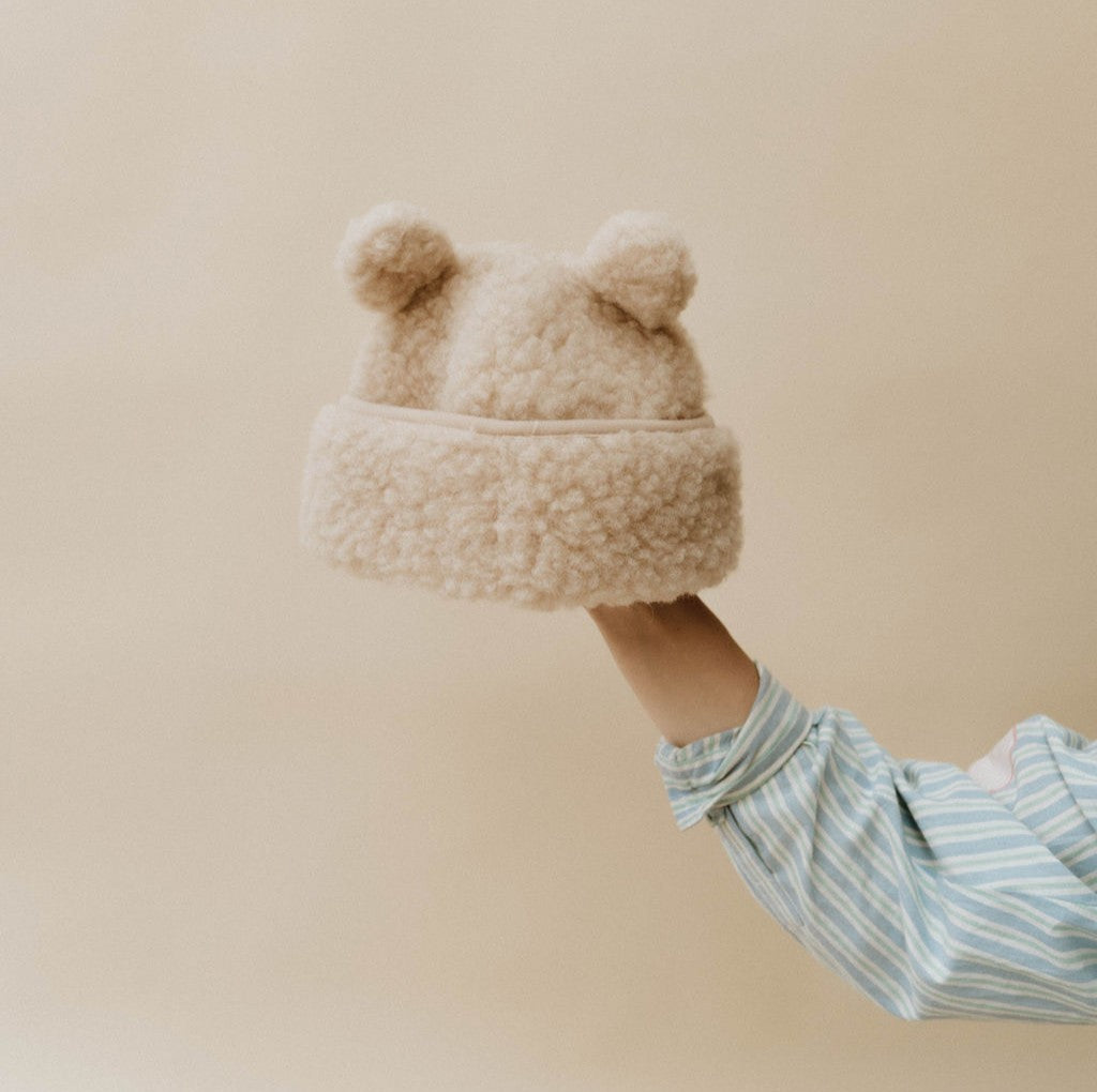 Muts teddy 100% wol beige (met oortjes)
