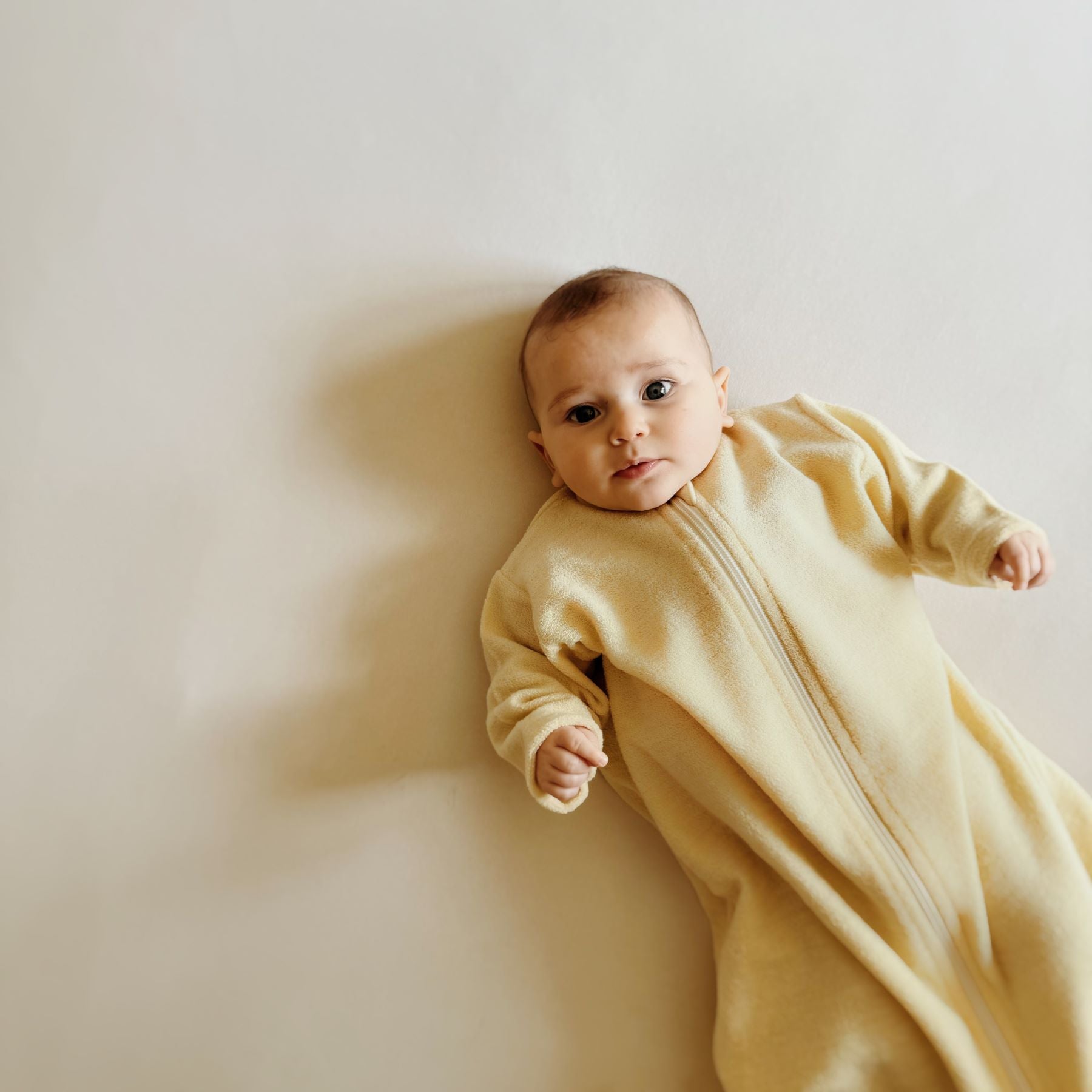 Slaapzak 100% wol Engel Natur lifestyle bovenaf.