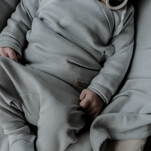 Legging voor baby's (newborn) in lichtblauw van Mar Mar Copenhagen.