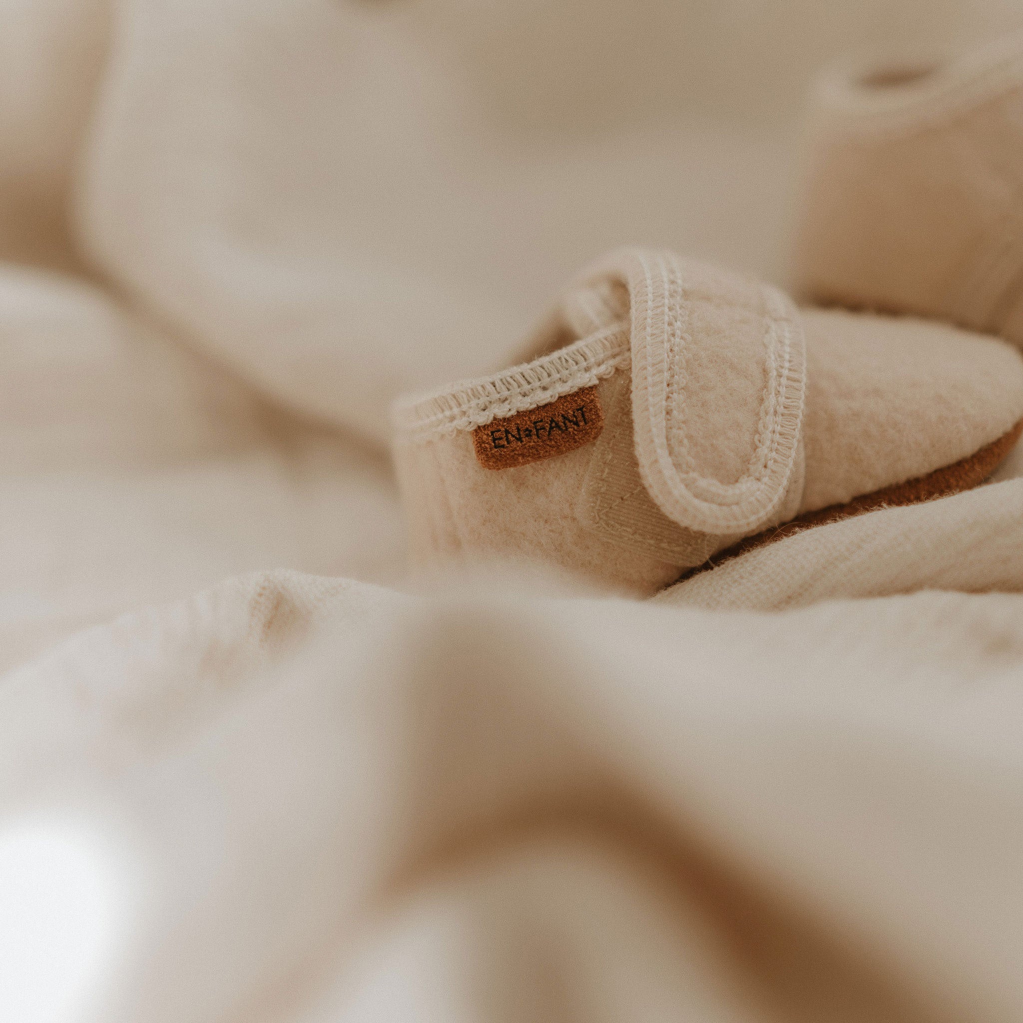 Limited edition babyslofjes