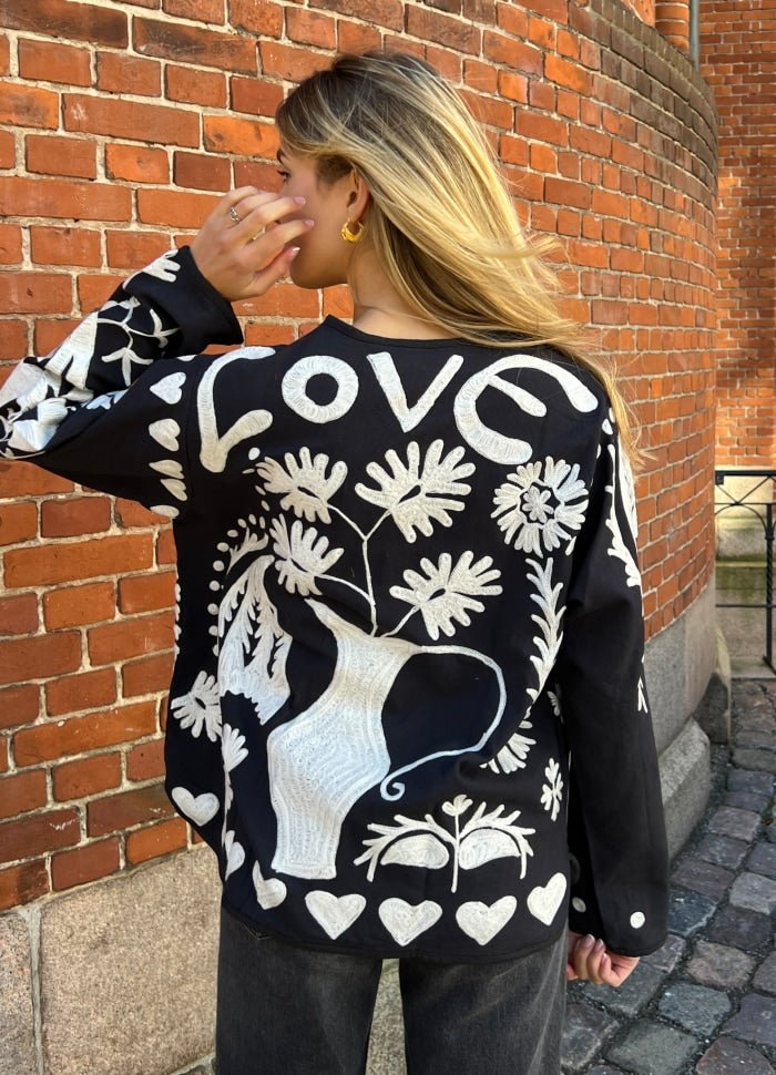 Maggie suzani jacket washed black - Charly's