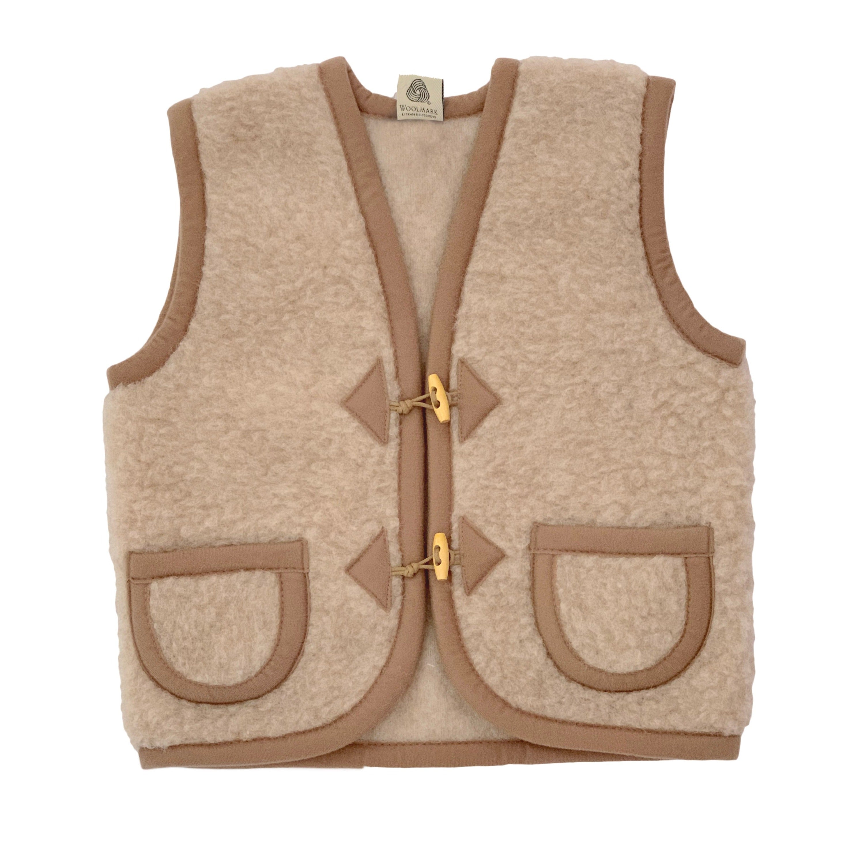Beige wollen bodywarmer van het merk Alwero 
