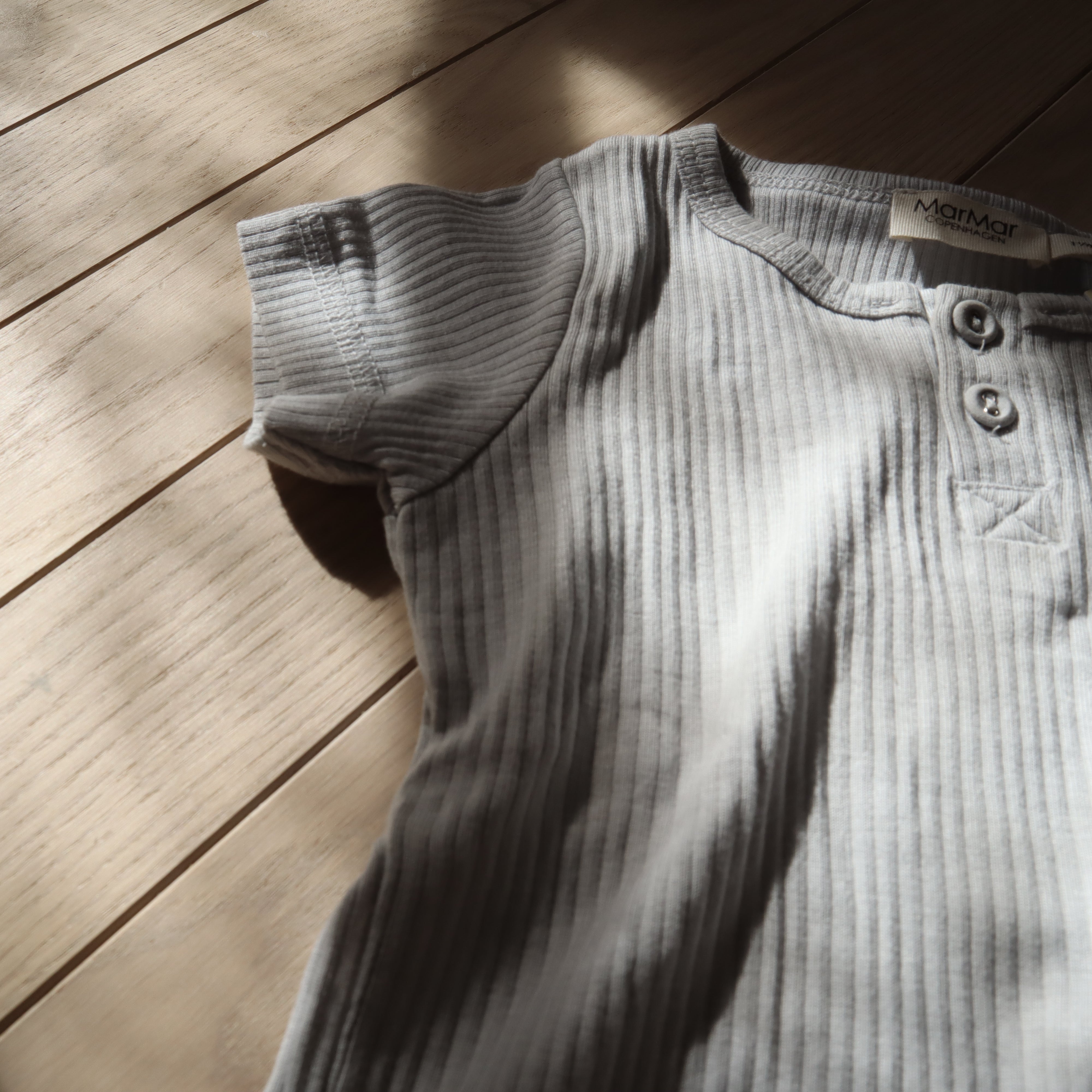 Shirt met korte mouwen voor kinderen in het lichtblauw van Mar Mar Copenhagen.