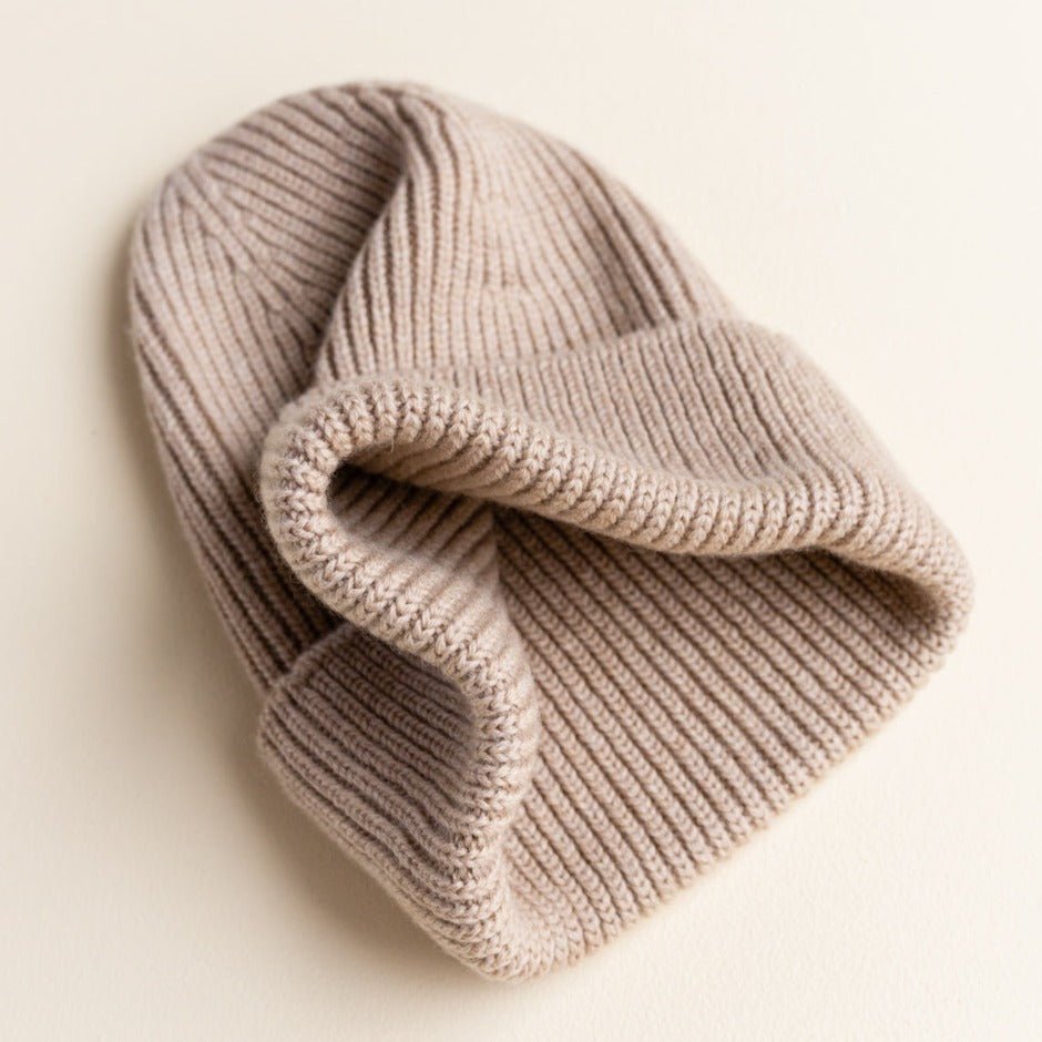 ADULT Beanie Sand - Charly's